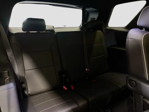 Used 2023 Chevrolet Traverse Premier w/ Redline Edition AWD/4WD image 28