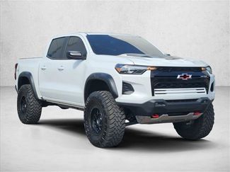 Used 2024 Chevrolet Colorado ZR2 w/ ZR2 Convenience Package III AWD/4WD video 2