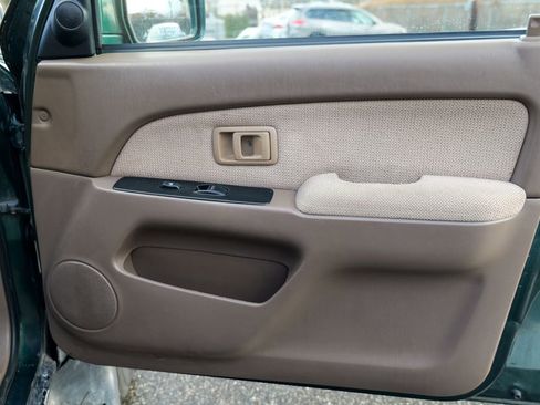 Used 1999 Toyota 4Runner SR5 image 31