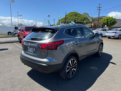 Used 2018 Nissan Rogue Sport SL FWD image 3