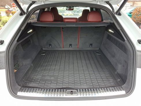 Used 2021 Audi SQ8 Prestige w/ Prestige Package image 29