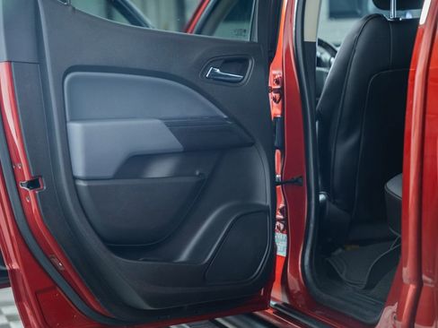 Used 2015 Chevrolet Colorado Z71 image 33