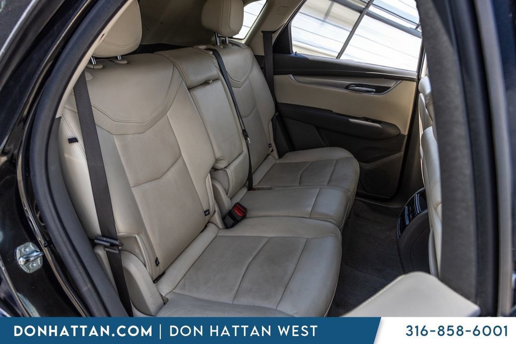 Used 2020 Cadillac XT5 Premium Luxury AWD/4WD image 19
