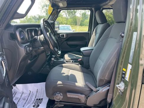 Used 2021 Jeep Gladiator Sport AWD/4WD image 36