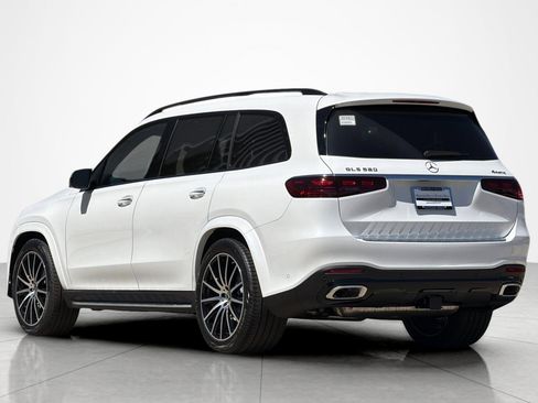 New 2025 Mercedes-Benz GLS 580 4MATIC image 3