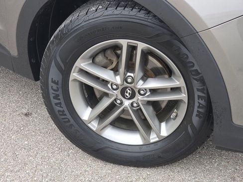 Used 2017 Hyundai Santa Fe Sport AWD/4WD image 6
