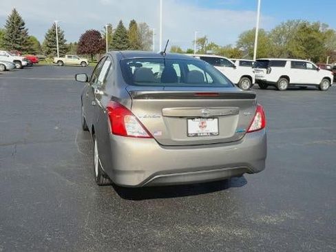 Used 2015 Nissan Versa FWD image 7