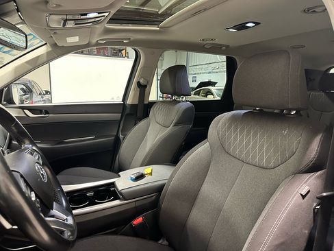 Used 2020 Hyundai Palisade SEL w/ Convenience Package image 13