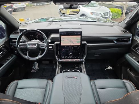Certified 2025 GMC Yukon AT4 w/ AT4 Premium Plus Package AWD/4WD image 26