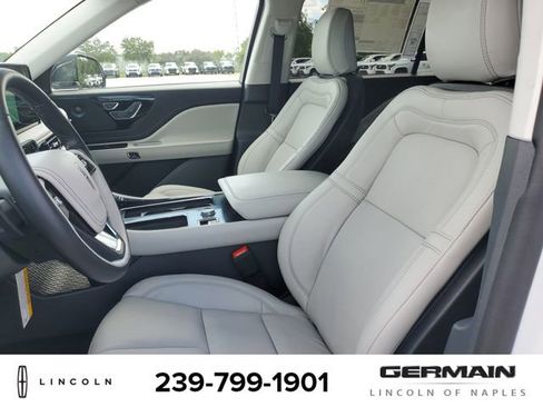 New 2025 Lincoln Aviator Reserve image 18