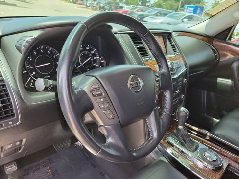 Used 2019 Nissan Armada Platinum w/ Captain's Chairs Package RWD image 15