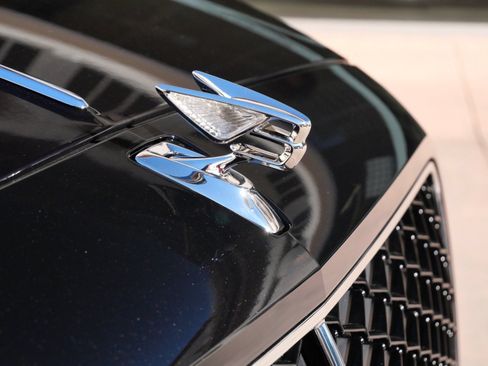 New 2026 Bentley Flying Spur Plug-In Hybrid AWD/4WD image 10