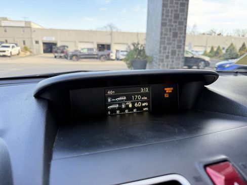 Used 2018 Subaru Forester 2.5i w/ Alloy Wheel Package image 19