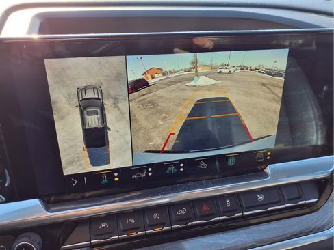 Used 2022 Chevrolet Silverado 1500 LTZ w/ LTZ Premium Package image 6