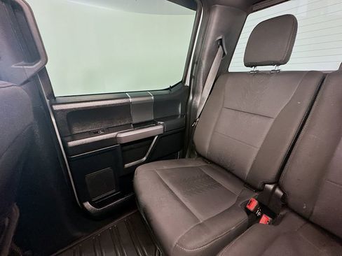 Used 2019 Ford F150 XLT w/ Equipment Group 302A Luxury image 12