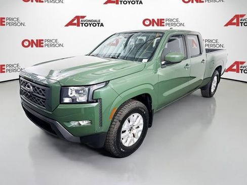 Used 2022 Nissan Frontier SV w/ Technology Package image 3