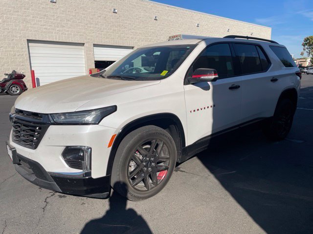 Used 2023 Chevrolet Traverse Premier w/ Redline Edition AWD/4WD image 4