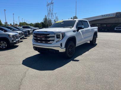 Used 2024 GMC Sierra 1500 SLE w/ X31 Off-Road Package