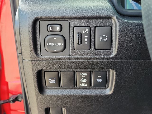 Used 2022 Toyota 4Runner Limited AWD/4WD image 33