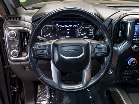 Used 2020 GMC Sierra 3500 Denali w/ Denali Ultimate Package image 18