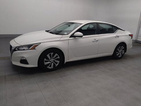 Used 2019 Nissan Altima 2.5 S FWD image 2