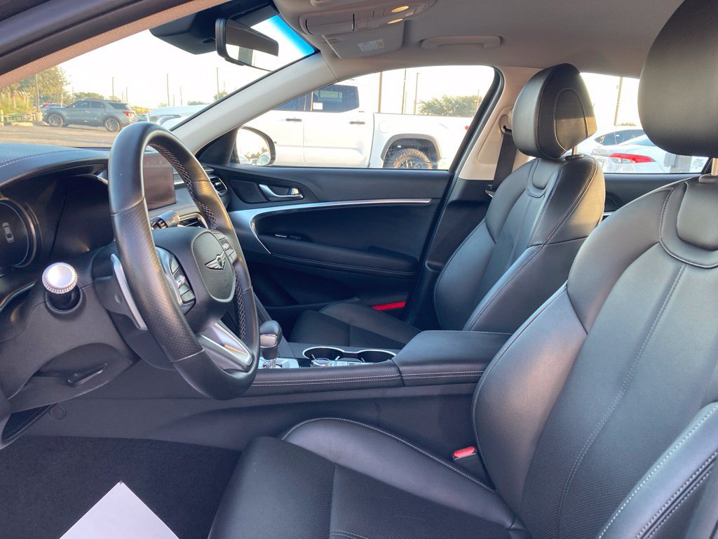 Used 2026 Genesis G70 2.5T RWD image 9