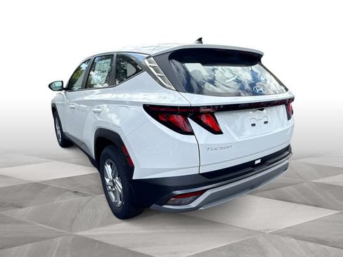 Used 2026 Hyundai Tucson SE FWD image 6