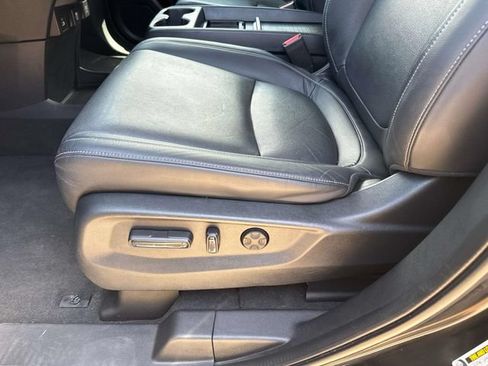 Used 2023 Honda Odyssey Touring image 16