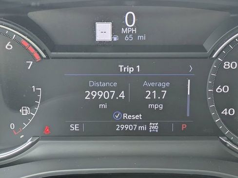 Certified 2023 Cadillac XT5 Premium Luxury w/ LPO, Floor Liner Package AWD/4WD image 31