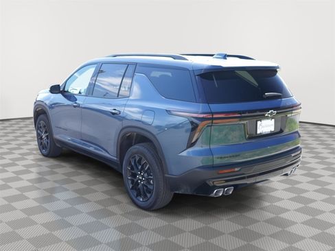 New 2026 Chevrolet Traverse LT w/ Midnight/Sport Edition FWD image 6