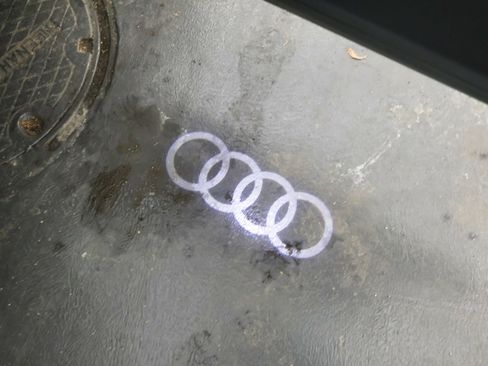 Used 2019 Audi Q8 Premium Plus w/ Premium Plus image 50