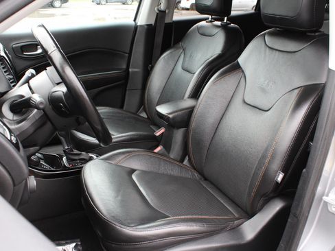 Used 2021 Jeep Compass Limited AWD/4WD image 16