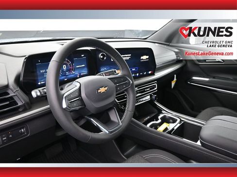 New 2026 Chevrolet Traverse LT w/ LPO, Floor Liner Package image 19