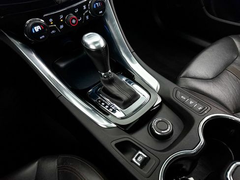 Used 2016 Chevrolet SS RWD image 31