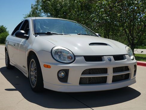Used 2005 Dodge Neon w/ Competition Group image 21
