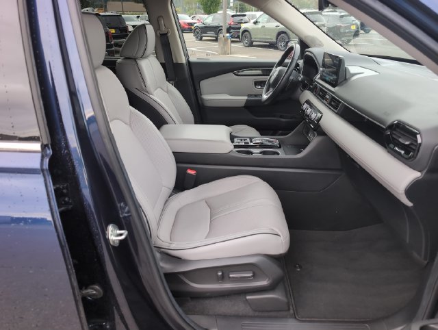 Certified 2025 Honda Pilot Elite image 10