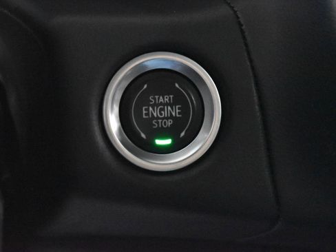 Used 2022 Chevrolet Tahoe RST w/ Luxury Package image 15