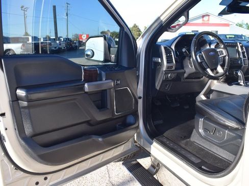 Used 2017 Ford F150 Platinum w/ Technology Package image 8