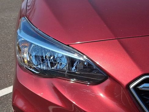 Used 2018 Subaru Impreza 2.0i Premium w/ Popular Package #1 AWD/4WD image 9