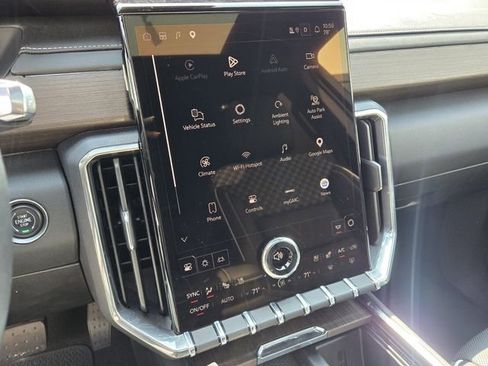 Certified 2024 GMC Acadia Denali w/ Super Cruise Package AWD/4WD image 20