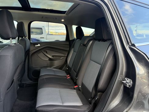 Used 2018 Ford Escape SE w/ SE Sync 3 Package image 8