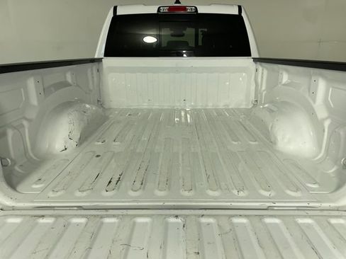 Used 2022 RAM 1500 Big Horn AWD/4WD image 16