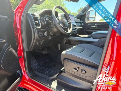 Used 2025 RAM 1500 Big Horn AWD/4WD image 14