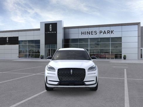 New 2026 Lincoln Corsair Reserve w/ Jet Appearance Package image 6