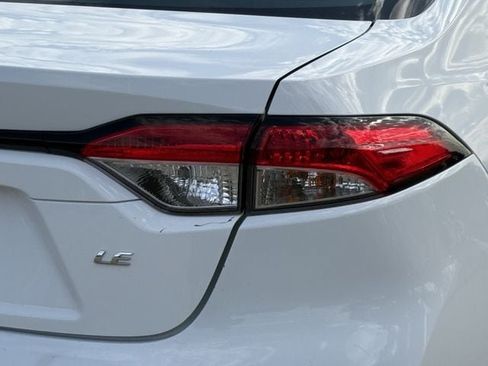 Used 2024 Toyota Corolla LE FWD image 7