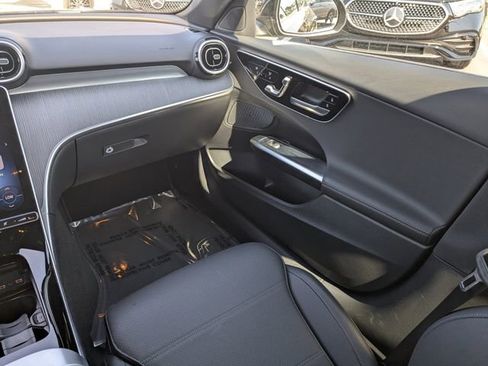 Used 2025 Mercedes-Benz C 300 Sedan image 18