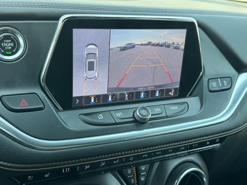 Used 2019 Chevrolet Blazer Premier w/ Sun and Wheels Package AWD/4WD image 15
