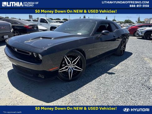 Used 2015 Dodge Challenger R/T Plus RWD image 1