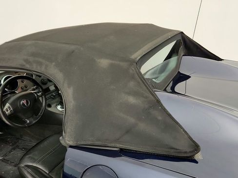 Used 2008 Pontiac Solstice Convertible w/ Premium Package image 10