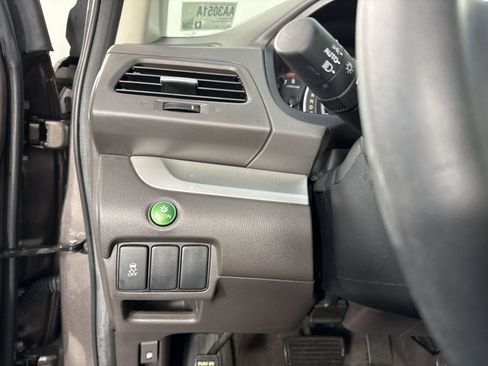 Used 2013 Honda CR-V EX image 14